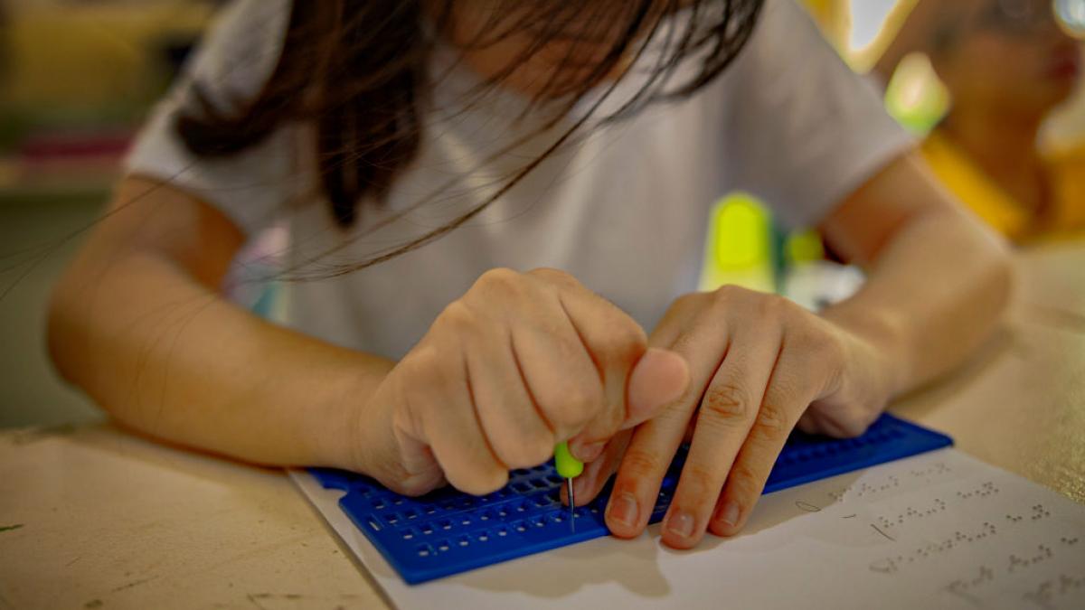 Mâine aveți examen surpriză!