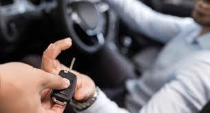 Ion și Maria și-au cumpărat mașină nouă