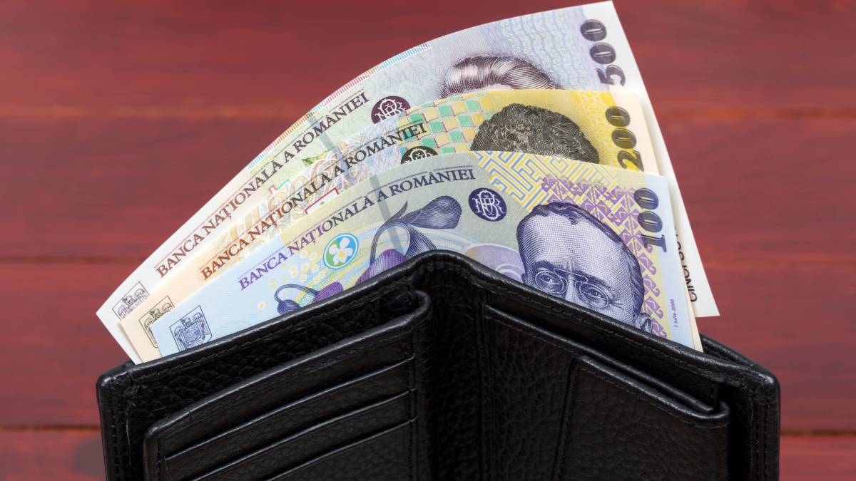 Contribuția la sănătate pentru pensiile de peste 3.000 de lei, pe masa Curții Constituționale: Aproximativ două milioane de pensionari așteaptă verdictul